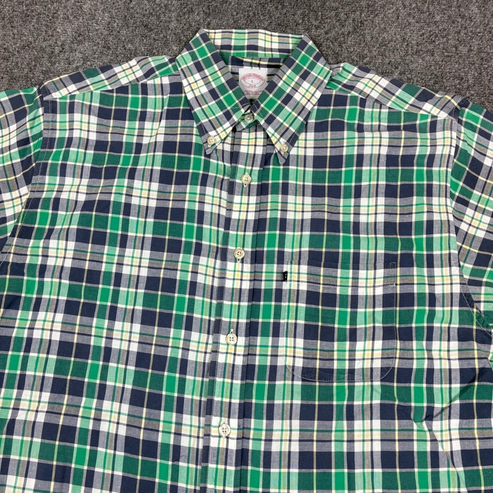 Brooks Brothers 346 Mens Large Green Plaid Cotton Short Sleeve Button Down Shirt